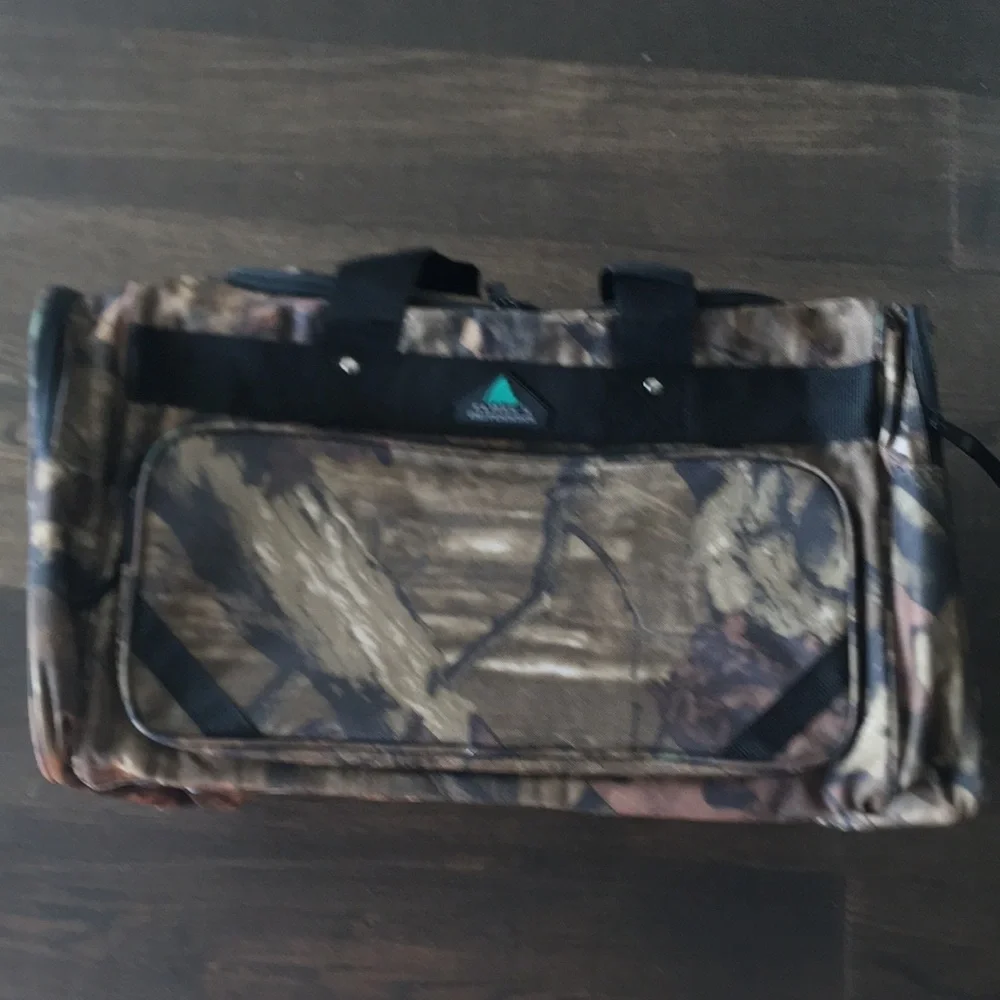 Class 5 Outdoors Large Travel Bag, NWOT